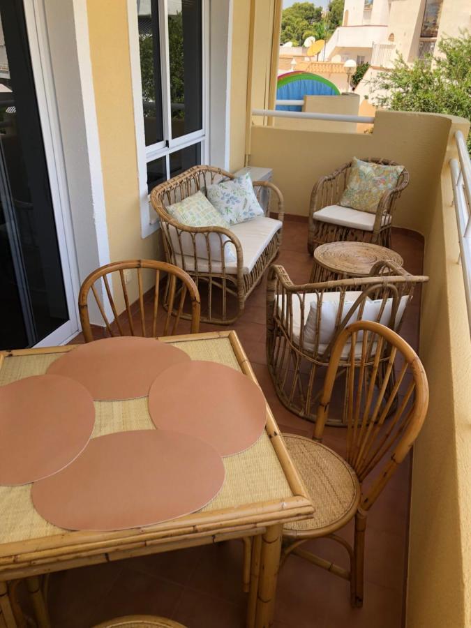 2 Bedroom Apartment At Beach Dehesa De Campoamor Ngoại thất bức ảnh